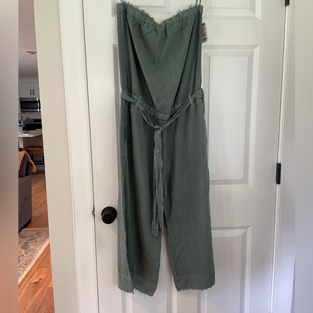 Anthropologie Cloth & Stone Strapless Jumpsuit NWT size L